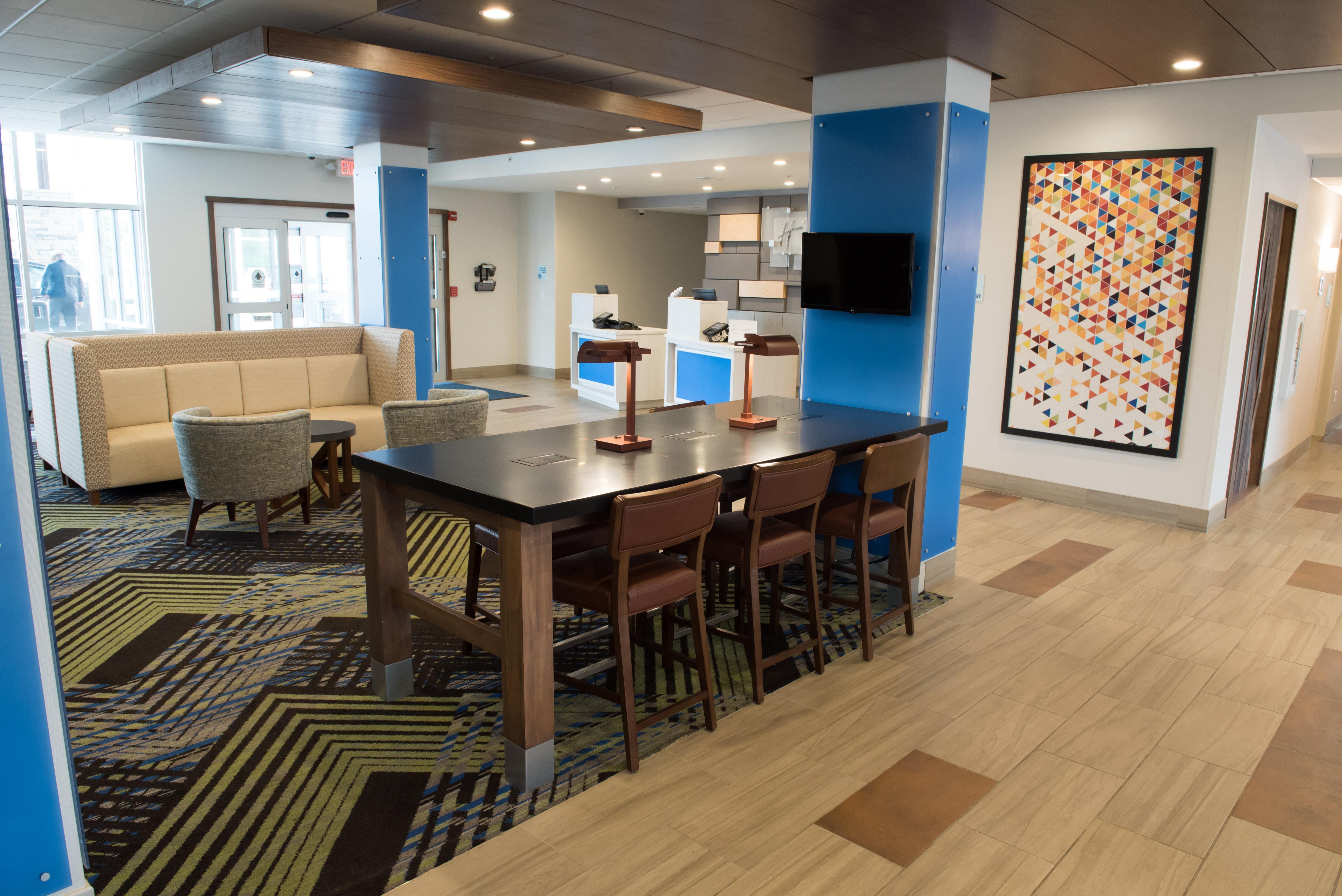 Holiday Inn Express & Suites - Orland Park Mokena By Ihg Eksteriør bilde